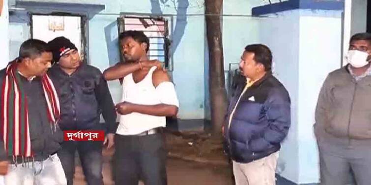 West Burdwan BJP leader of Durgapur allegedly beaten up, allegation against TMC West Burdwan News: সরস্বতী পুজোর বিসর্জন ঘিরে অশান্তি, দুর্গাপুরে বিজেপি নেতাকে মারধরের অভিযোগ