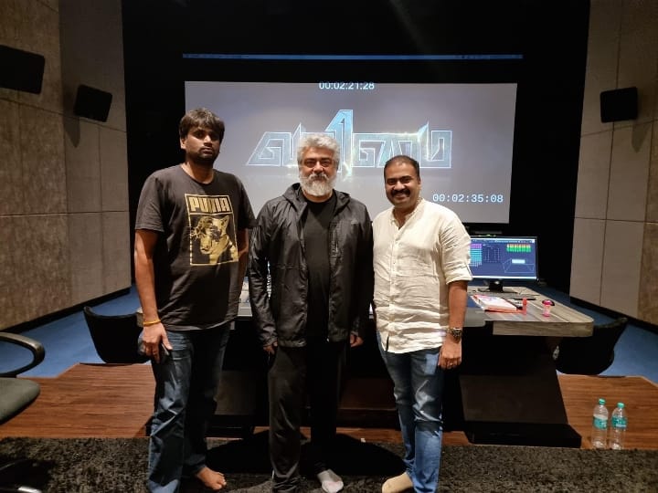 actor ajith and director h vinoth valimai movie watch pic viral Valimai Ajith - H.Vinoth Viral | எத்தனை நிமிஷம்..! எடிட்டிங் அப்டேட்ஸ்! வலிமை படம் பார்த்தாரா அஜித்...? வைரலாகும் அஜித் - எச்.வினோத் புகைப்படம்...!