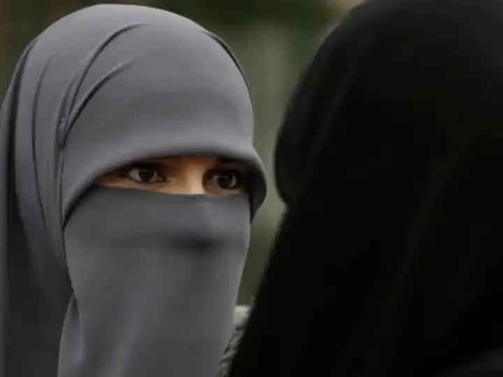 Jaipur Hijab Controversy: जयपुर के प्राइवेट कॉलेज में छात्राओं के हिजाब पहनने पर विवाद, पुलिस ने शांत कराया मामला