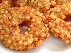 Sabudana Recipe: క్రిస్పీక్రిస్పీగా సగ్గుబియ్యంతో గారెలు, తింటే ఎంతో బలం