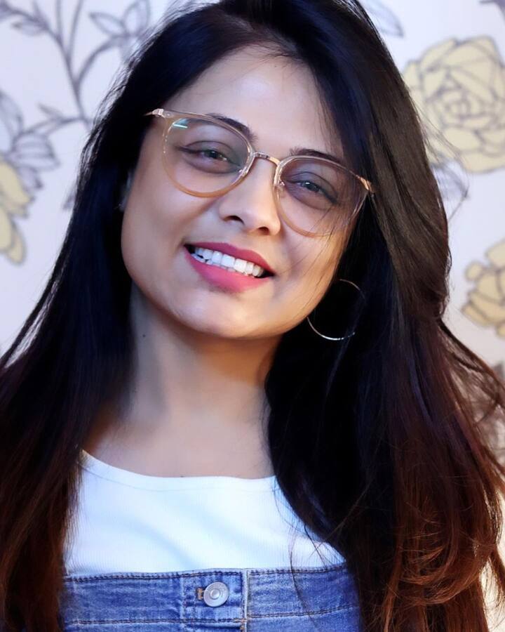 प्रार्थनाचा चाहता वर्ग प्रचंड मोठा असून इन्स्टाग्रामवर तिचे 2M फॉलोअर्स आहेत. (photo:prarthana.behere/ig)