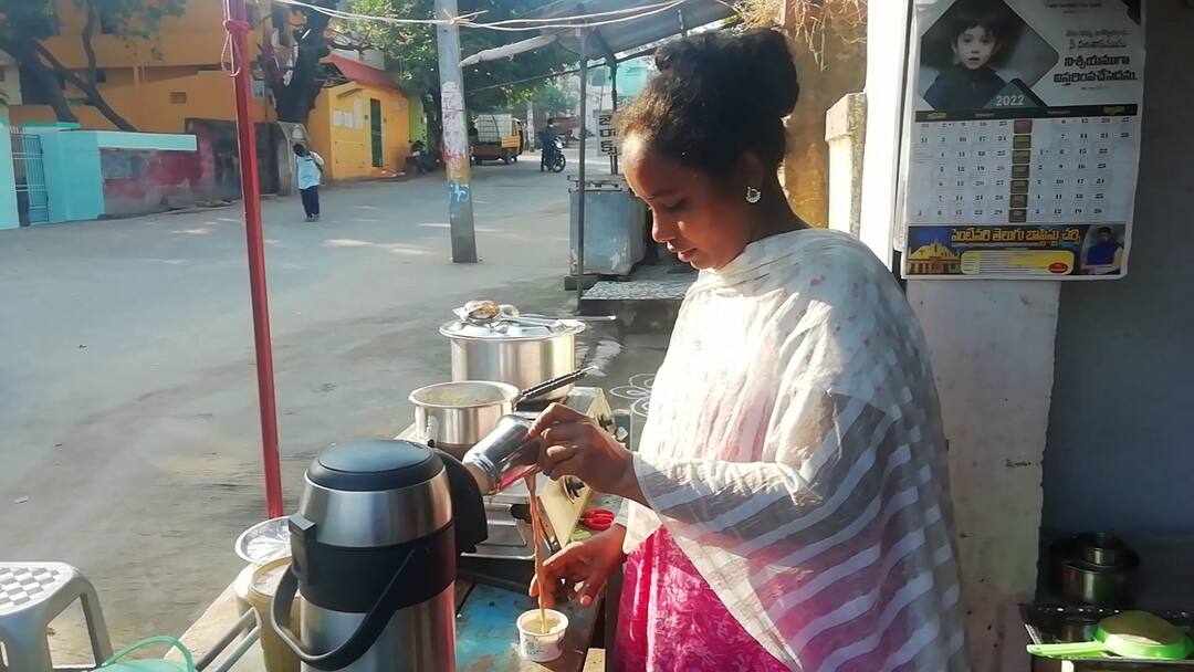 Inspiring Story Of Nellore Lady Tea Master Nellore Lady Tea Master: విధిని ఎదిరించి, కుటుంబం కోసం టీ మాస్టర్‌గా మారిన మహిళ