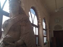 Queen Victoria: उदयपुर में है इंग्लैंड की रानी विक्टोरिया की 100 साल पुरानी मूर्ति, जानें लोगों ने क्यों किया था मूर्ति का विरोध?