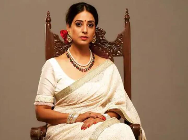 आपल्या प्रोफेशनल लाइफसोबत माही आपल्या पर्सनल लाइफवरुन नेहमी चर्चेत असते.