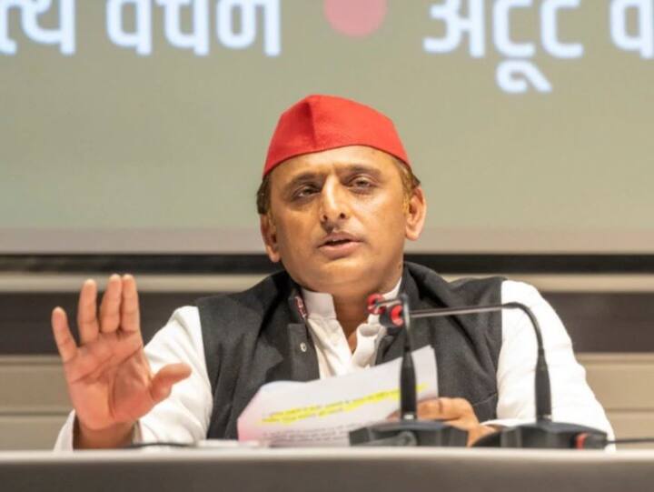 अखिलेश यादव ने लखीमपुर खीरी कांड में आरोपी आशीष मिश्रा को जमानत मिलने पर कहा कि मामला जब सुप्रीम कोर्ट में जाएगा तो किसानों को न्याय मिलेगा, जिन्होंने गलत किया है उनको सजा मिलेगी.