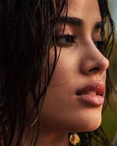 Janhvi Kapoor Photos: भीगे बाल, नूरानी गाल...जान्हवी कपूर की बेखौफ अदाओं ने किया फैंस का बुरा हाल