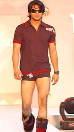 Siddharth Shukla Modelling Days: लीन बॉडी, लंबे बाल...कुछ ऐसा था मॉडलिंग के दिनों में सिद्धार्थ शुक्ला का स्टाइल, देखिए तस्वीरें