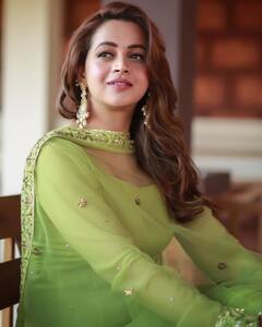 Bavana Pics: சித்திரம் பேசுதடி..... சிலையாக ஜொலிக்கும் பாவனாவின் அசத்தல் க்ளிக்ஸ்..!