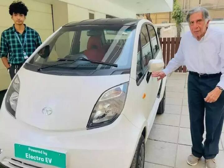 tata nano car Ratan Tata gets himself a custom-built Nano electric car Tata Nano Car : टाटांची नॅनो कार 'या' रुपात पुन्हा रस्त्यावर धावणार? रतन टाटांच्या फोटोमुळे चर्चा