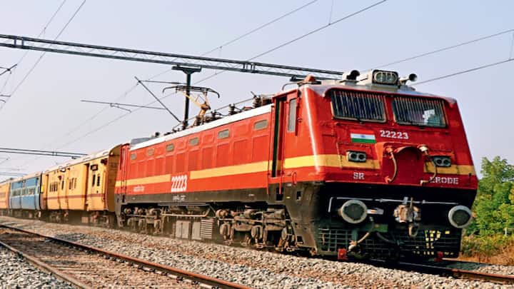 ​Indian Railway Recruitment 2022 on Apprentice Posts, apply till 07 march Railway Jobs: इंडियन रेलवे कर रहा है बम्पर पदों पर भर्ती, जल्द करें आवेदन