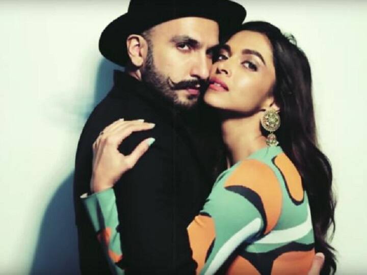 Ranveer Singh Kisses Deepika Padukone On The Beach, Appreciates 'Gehraiyaan' பீச்சில் லிப் டூ லிப் கிஸ்... மனைவி தீபிகாவை நினைத்து பெருமைப்படும் ரன்வீர் சிங்....!