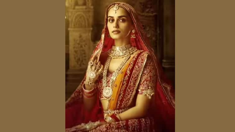 Manushi Chhillar Worked hard on myself to play Princess Sanyogita, know in details Manushi Chhillar: সংযুক্তার ভূমিকায় অভিনয় করতে কঠোর পরিশ্রম করেছি: মানুষী চিল্লার