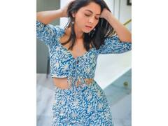 In Pics Sonalee Kulkarni : अप्सरेचा कूल लूक चाहत्यांच्या पसंतीस, फोटो शेअर करताच हजारो लाईक्स