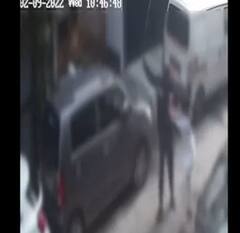 ਇਨਸਾਨੀਅਤ ਸ਼ਰਮਸਾਰ : ਸ਼ਰੇਆਮ ਬਾਜ਼ਾਰ 'ਚ ਔਰਤ 'ਤੇ ਵਰ੍ਹਾਈਆਂ ਡਾਂਗਾ