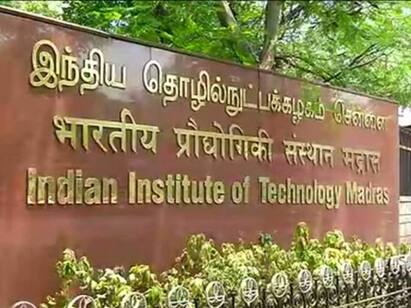 IIT madras recruitment for language translator interest candidate will apply soon! இளங்கலை பட்டதாரிகளுக்கு சென்னையில் காத்திருக்கும் பணி. விண்ணப்பிக்க பிப்.28 கடைசி தேதி!
