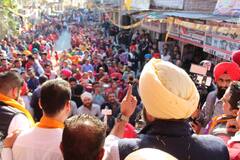 ਨਵਜੋਤ ਸਿੱਧੂ ਨੂੰ ਝਟਕਾ : 100 ਤੋਂ ਜ਼ਿਆਦਾ ਕਾਂਗਰਸੀ ਆਗੂ ਬਿਕਰਮ ਮਜੀਠੀਆ ਦੀ ਹਾਜ਼ਰੀ 'ਚ ਅਕਾਲੀ ਦਲ ਵਿਚ ਹੋਏ ਸ਼ਾਮਲ