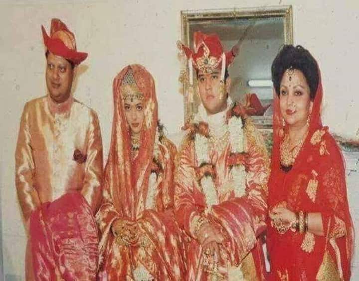 ज्योतिरादित्य सिंधिया मोदी सरकार में केंद्रीय मंत्री हैं. साल 1994 में उनकी शादी गायकवाड़ राज परिवार की प्रियदर्शिनी राजे संग हुई.