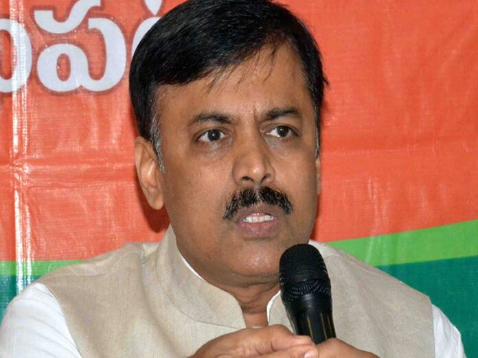 GVL Narasimha Rao wants  thanks From  people for removing the issue of special status from the agenda GVL On AP Special Status : ప్రజలంతా నాకు థాంక్స్‌ చెప్పాలి - హోదా అజెండా నుంచి తొలగించేలా చేసింది తానేనన్న జీవీఎల్ !