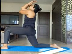 Sameera Reddy Transformation : 91 किलो की हो गई थीं Sameera Reddy इन टिप्स को फॉलो कर के घटाया वज़न