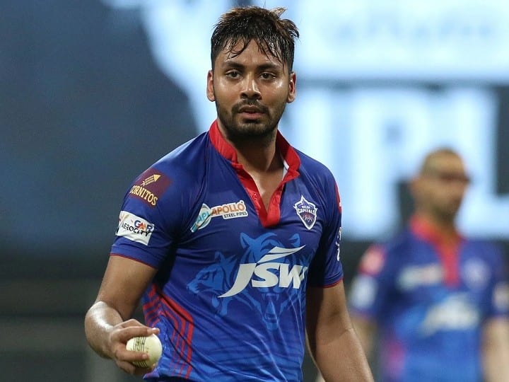 IPL Mega Auction 2022: Avesh Khan becomes the most expensive uncapped player ever | SportzPoint.com