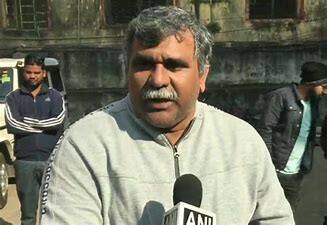 Asansol Municipal Election : 'ভোট বানচালের চেষ্টা', পুলিশের সঙ্গে বচসায় জড়ালেন জিতেন্দ্র তিওয়ারি | Bangla News