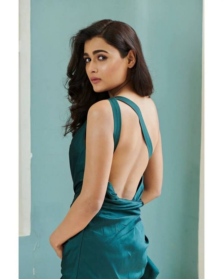 'అర్జున్ రెడ్డి' సినిమాతో టాలీవుడ్ లో హీరోయిన్ గా ఎంట్రీ ఇచ్చింది షాలిని పాండే.(Photo Courtesy : Instagram)