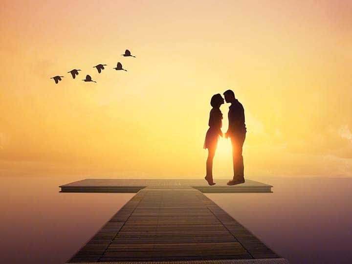 Valentine Day Kiss Day Benefits Of Kiss Health Benefits Kiss Love Relationship Boost Immunity Kiss Day: 'किस' करने से प्यार और खुशी के अलावा मिलते हैं गज़ब के फायदे, इम्यूनिटी भी होगी मजबूत