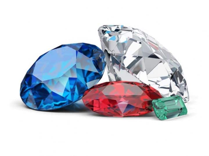 gemology these magical gem stones help to get rid of bad habits and your luck will shine इन रत्नों को पहनने से व्यक्ति में आ जाते हैं ये चमत्कारी बदलाव, बुरी आदतें हो जाती हैं छू मंतर