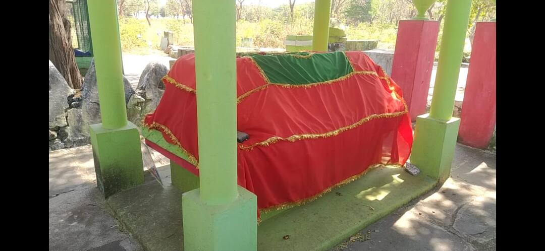 Lovers Get Success if they touches this Soil in Anantapur District Anantapur Love Story: ఈ మట్టిని తాకితే ప్రేమ సక్సెస్, భగ్న ప్రేమికుల యథార్థగాథ మీకు తెలుసా ?