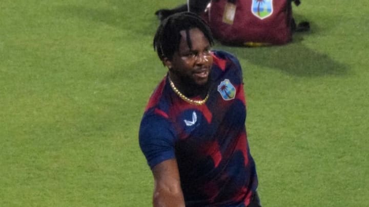 ইডেন গার্ডেন্সে টি-টোয়েন্টি মহারণে আমনে-সামনে হবে ২ দল। আগামী ১৬ তারিখ থেকে শুরু টি-টোয়েন্টি সিরিজ।