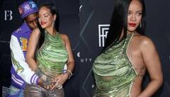 ਕੱਟਿਆ ਹੋਇਆ ਟਾਪ ਪਹਿਨ ਬੁਆਏਫ੍ਰੈਂਡ ਨਾਲ ਪਾਰਟੀ 'ਚ ਪਹੁੰਚੀ Rihanna, ਬੇਬੀ ਬੰਪ ਫਲਾਂਟ ਕਰਦੇ ਹੋਏ ਕੀਤਾ ਰੋਮਾਂਸ