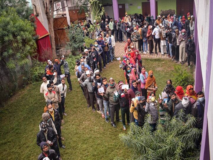 UP Assembly Election 2022 Phase 2 voting Goa Assembly Election Uttarakhand Assembly Election BJP AAP Congress SP, BSP Elections 2022: यूपी चुनाव के राउंड 2 की वोटिंग आज, आजम खान समेत इन दिग्गजों की साख दांव पर, गोवा-उत्तराखंड में भी मतदान