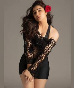 'ગ્રેટ ગ્રાન્ડ મસ્તી' ફેમ Kangna Sharma નો બોલ્ડ અંદાજ થયો વાયરલ