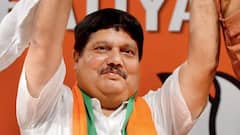 Arjun Singh: পরিবারেই ধাক্কা খেলেন অর্জুন সিংহ, বিজেপি-ত্যাগ সাংসদের তিন আত্মীয়ের | Bangla News