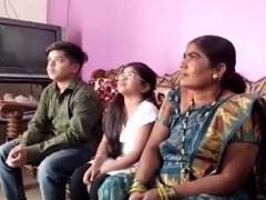 PHOTO GALLERY : अवघी ३ फूट उंची, वडिलांचे छत्र हरवलेली अंकिता बनणार सर्वात कमी उंचीची महिला डॉक्टर!