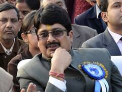 Raja Bhaiya Family: कोई शूटर तो कोई घुड़सवार, जानिए क्या करते हैं राजा भैया के परिवार के सदस्य