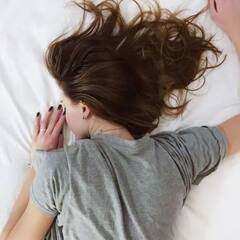 Health Tips : রাতে ভাল ঘুম হচ্ছে না ? এই খাবারগুলি খাচ্ছেন না তো ?