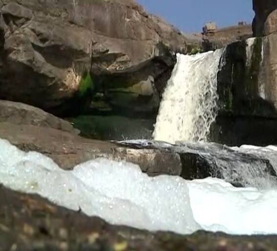 नाशिकच्या सोमेश्वर धबधब्याचे पाणी प्रदूषित