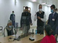 Janta Darbar: स्वास्थ्य विभाग से जुड़ी समस्याओं को सुनकर 'बिफरे' CM नीतीश कुमार, कहा- ऐसे कैसे हो रहा है