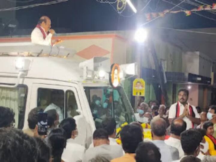 Local body election | Minister EV Velu campaigning in Thiruvannamalai in support of DMK Local body election | என்னை போல் ஏர் ஓட்டி சம்பாதித்த பணமா உன்னிடம் உள்ளது ? - அதிமுக வேட்பாளருக்கு எ.வ.வேலு கேள்வி