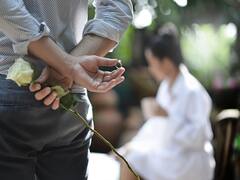 Valentine's Day पर UPSC एस्पिरेंट की भावना दिखाता मजेदार ट्वीट वायरल, 'नौकरी इस जन्म, प्यार अगले जन्म' का है जिक्र