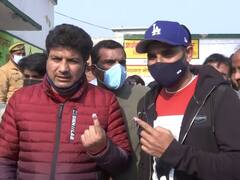 UP Election 2022: अमरोहा में भारतीय क्रिकेटर मोहम्मद शमी ने डाला वोट, लोगों से की ये अपील