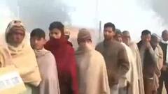 Uttar Pradesh में दोपहर 3 बजे तक करीब 52 % Voting | Breaking News