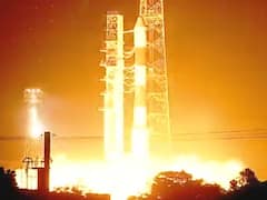 ISRO launches PSLV-C52: ఈ ఏడాది ఇస్రో తొలి ప్రయోగం సక్సెస్, నింగిలోకి దూసుకెళ్లిన పీఎస్ఎల్వీ సి-52