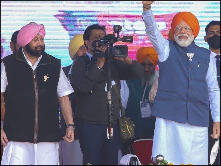Punjab Election 2022 Jalandhar Rally Captain Amarinder Singh PM Modi Congress BJP Punjab Election 2022: '...इनसे मुझे लगाव है, मैं क्या कर सकता हूं'- PM Modi को लेकर अमरिंदर ने ऐसा क्यों कहा? जानिए