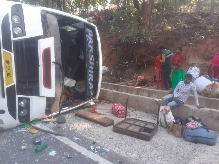 Uttar pradesh lucknow to bemetara Bus accident pakshi bus service Chhattisgarh News: लखनऊ से बेमेतरा जा रही बस का एक्सीडेंट, एक की मौत और कई यात्री घायल