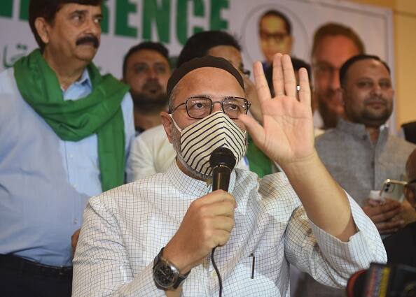 'A Girl In Hijab Will Be India's PM One Day,' AIMIM Chief Owaisi Amid Karnataka Hijab Row 'A Girl In Hijab Will Be India's PM One Day,' AIMIM Chief Owaisi Amid Karnataka Hijab Row