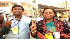 Chandannagar Municipal Poll Result 2022: চন্দননগরে বিজয়ী দম্পতি শুভজিত সাউ এবং ঋতুপর্ণা সাউ | Bangla News