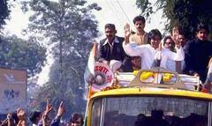 Bollywood Celebs UP Politics: अमिताभ बच्चन ही नहीं, बॉलीवुड के ये मशहूर चेहरे भी यूपी से चुनाव में आजमा चुके हैं हाथ