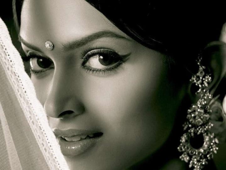 Om Shanti Om: करोड़ों चार्ज करने वालीं Deepika Padukone की डेब्यू फिल्म की फीस जानकर उड़ जाएंगे आपके तोते